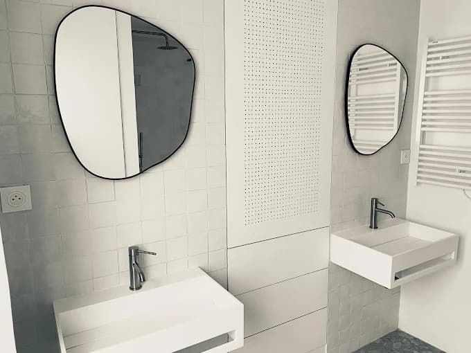 Cloisons posées par S.A.A.C